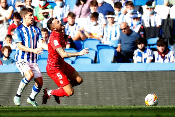 Aihen, el mejor realista en el empate contra el Sevilla en Anoeta