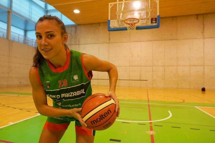 Ainara Ramasco, antes de un entrenamiento con el GDKO Ibaizabal.