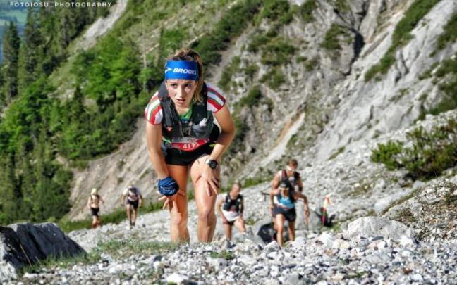 Ainara Uribarri, durante la disputa de la Hochkönig Skyrace, en Austria, donde fue novena y obtuvo el billete para la Skymasters. Ainara Uribarri, durante la disputa de la Hochkönig Skyrace, en Austria, donde fue novena y obtuvo el billete para la Skymasters.