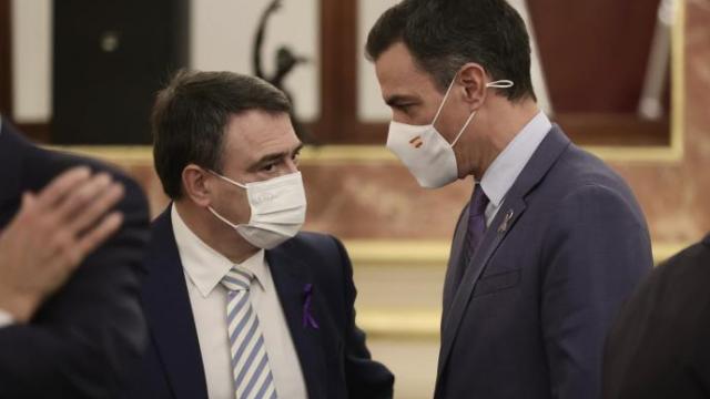 Aitor Esteban y Pedro Sánchez en una imagen de archivo.