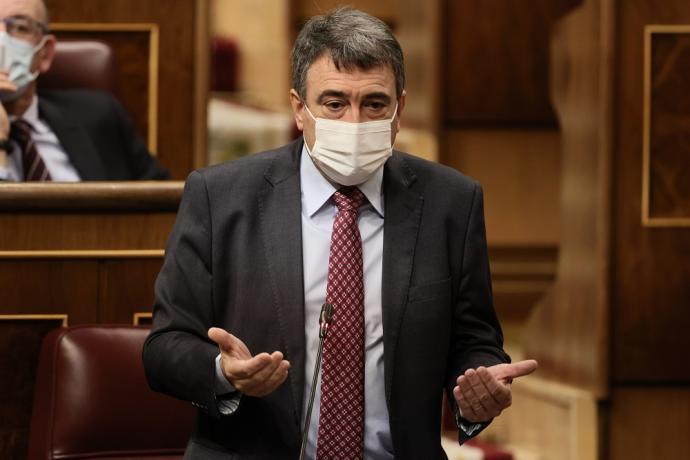 El portavoz jeltzale asegura que las propuestas de la izquierda abertzale durante décadas han sido un lastre para Euskadi