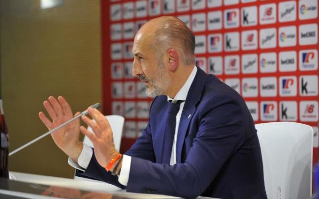 Aitor Elizegi, presidente del Athletic, comparece ante los medios