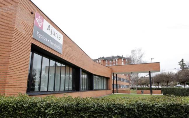 Uno de los cuatro fallecimientos se ha registrado en la residencia foral Ajuria.