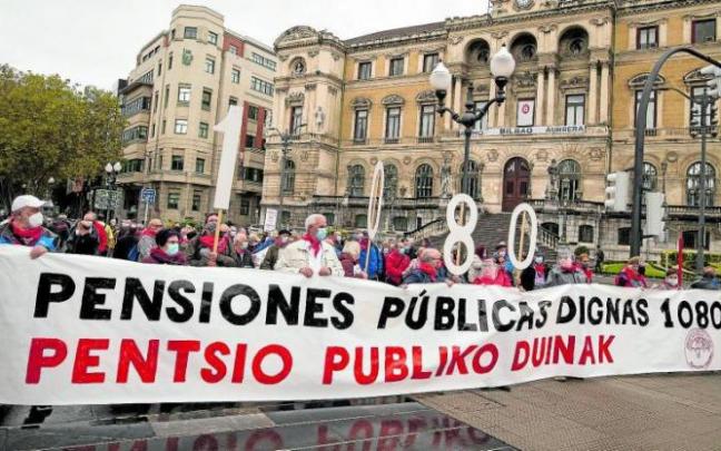 El número de pensiones pasará de los 9,8 millones actuales a 16,5 millones en menos de 30 años. Foto: Borja Guerrero El número de pensiones pasará de los 9,8 millones actuales a 16,5 millones en menos de 30 años. Foto: Borja Guerrero
