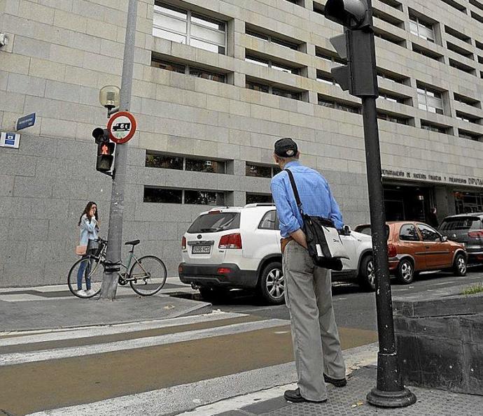 Edificio de la Hacienda alavesa. Foto: DNA