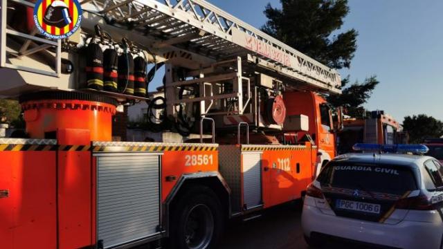 Un niño de 6 años muere al arder una casa con una plantación de marihuana en Valencia Un niño de 6 años muere al arder una casa con una plantación de marihuana en Valencia