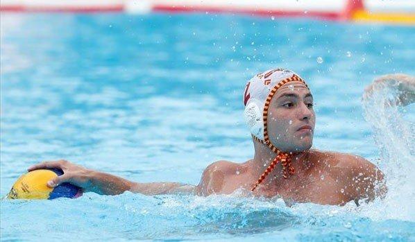 Munárriz, en un partido con la selección española de waterpolo.