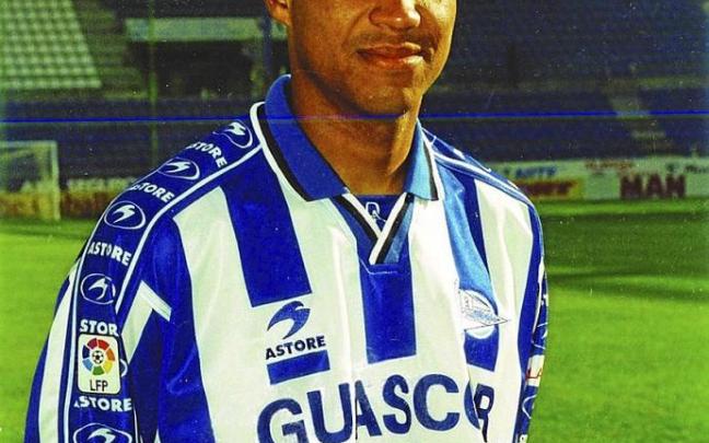Iván Rocha jugó una temporada en el Deportivo Alavés, disputando 26 partidos oficiales. 24 de ellos correspondientes a encuentros de Primera División. Foto: LP Fotógrafos