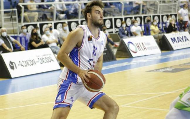 Álex Galán, en un partido con el Alicante.