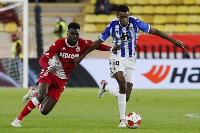 Alexander Isak, durante el partido de este jueves contra el Mónaco.