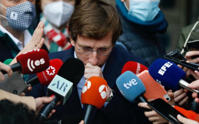 Un Juzgado de Instrucción de Madrid investiga a los empresarios Luis Medina y Alberto Luceño por otro contrato de compra de mascarillas Un Juzgado de Instrucción de Madrid investiga a los empresarios Luis Medina y Alberto Luceño por otro contrato de compra de mascarillas