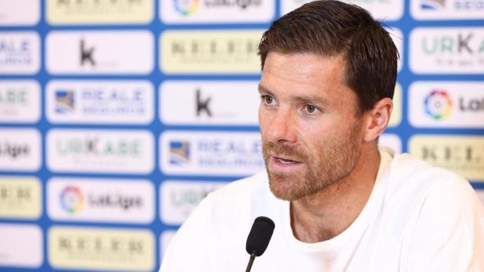 Xabi Alonso, en un momento de su comparecencia ante los medios