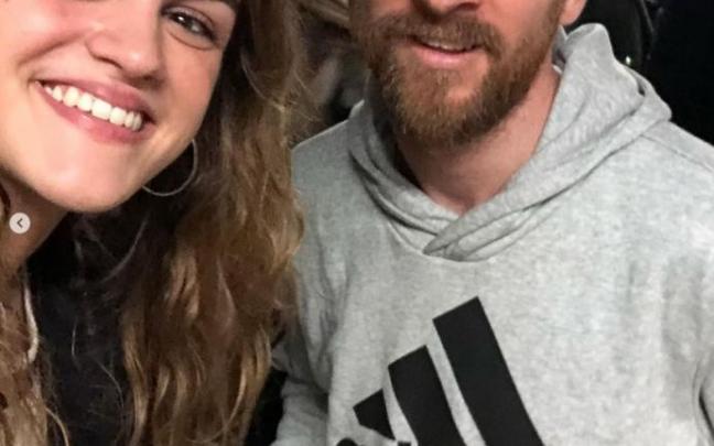 Amaia Romero, posando con Leo Messi en la foto que ha subido este viernes a Instagram. Amaia Romero, posando con Leo Messi en la foto que ha subido este viernes a Instagram.