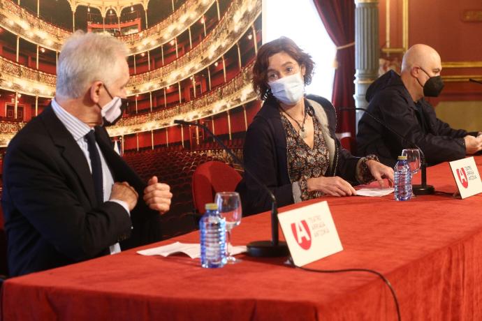 La alcaldesa de Bilbao, Amaia Arregi, hoy en un acto en el Teatro Arriaga