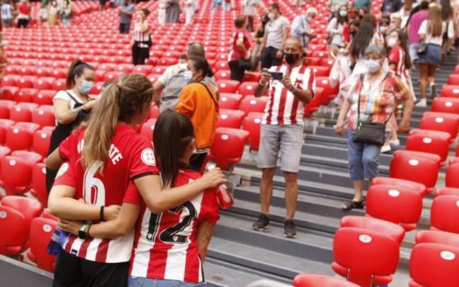 El Gobierno vasco ha recordado a la Liga de Fútbol Profesional que la fijación de los aforos en los campos de fútbol es competencia suya El Gobierno vasco ha recordado a la Liga de Fútbol Profesional que la fijación de los aforos en los campos de fútbol es competencia suya