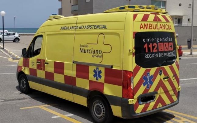 Imagen de archivo de una ambulancia de Murcia.
