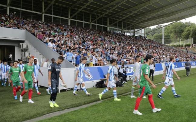 El José Luis Orbegozo, antes del amistoso de verano de 2019 contra el Alavés. El José Luis Orbegozo, antes del amistoso de verano de 2019 contra el Alavés.