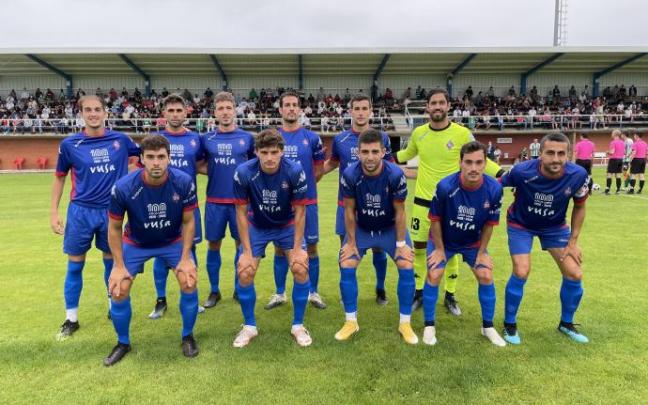 Once titular del Amorebieta en el partido de pretemporada ante el Racing, disputado en Galizano.