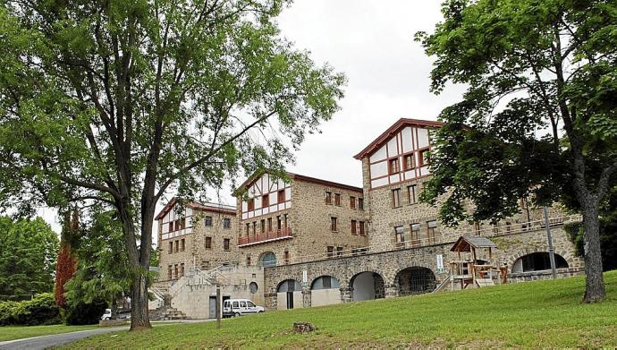 Edificio de El Refor, en Amurrio.