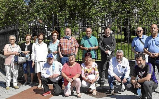 Grupo de voluntarios de Nagusilan.
