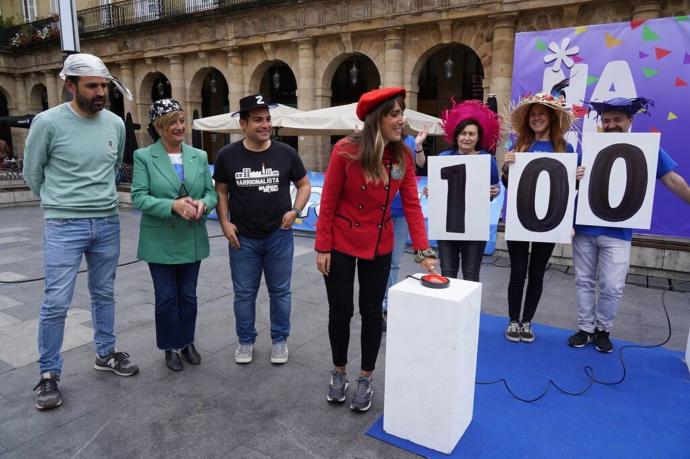 Acto simbólico de la cuenta atrás de 100 días este jueves en la Plaza Nueva