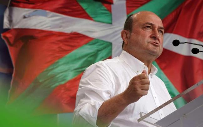 Andoni Ortuzar, durante el discurso que pronunció en el último Aberri Eguna.