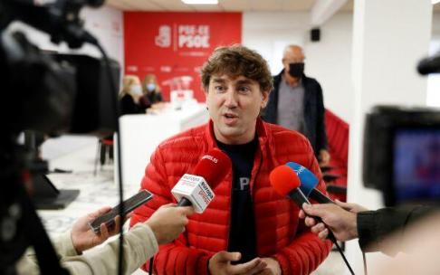 Eneko Andueza, el día de las primarias en que resultó elegido secretario general del PSE. Eneko Andueza, el día de las primarias en que resultó elegido secretario general del PSE.