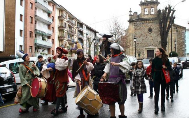 Ugao-Miraballes lleva varios años organizando actos para conmemorar su fundación como villa. Ugao-Miraballes lleva varios años organizando actos para conmemorar su fundación como villa.
