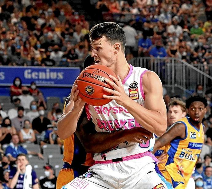 Yanni Wetzell llega desde la NBL australiana para reforzar la 'pintura' azulgrana. Foto: Getty Images