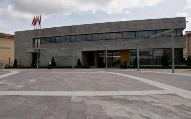 Fachada del Ayuntamiento de Ansoáin Fachada del Ayuntamiento de Ansoáin