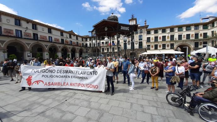 La concentración en la plaza de Los Fueros de Tudela