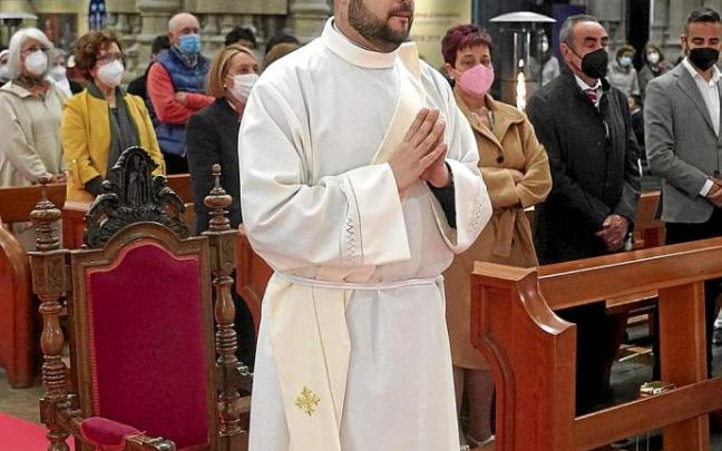 Gasteizko apaiz baten artxibo-irudia. Argazkia: Alex Larretxi Gasteizko apaiz baten artxibo-irudia. Argazkia: Alex Larretxi