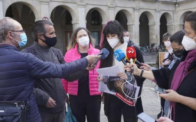 Rueda de prensa de la asociación protectora de animales Apasos Rueda de prensa de la asociación protectora de animales Apasos