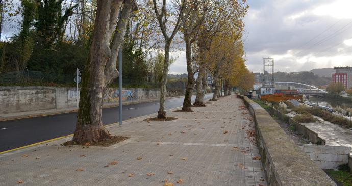 Las obras de asentamiento del muro de la Avenida Kaiku ya se han finalizado.
