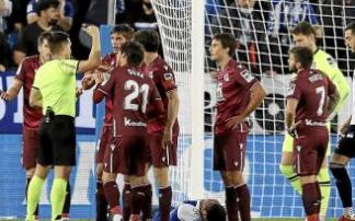 Tribuna de prensa de Marco Rodrigo: apología de la simulación Tribuna de prensa de Marco Rodrigo: apología de la simulación