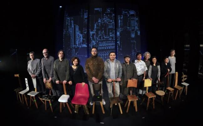 Elenco y equipo artístico de la obra 'Aporofobia Stop' que se estrena este viernes en la Casa de Cultura de Ansoáin. Elenco y equipo artístico de la obra 'Aporofobia Stop' que se estrena este viernes en la Casa de Cultura de Ansoáin.