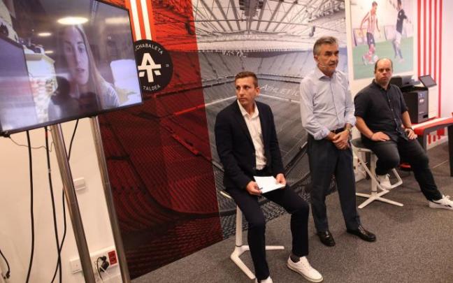 Iñaki Arechabaleta, en la presentación de su proyecto para el fútbol femenino. Iñaki Arechabaleta, en la presentación de su proyecto para el fútbol femenino.