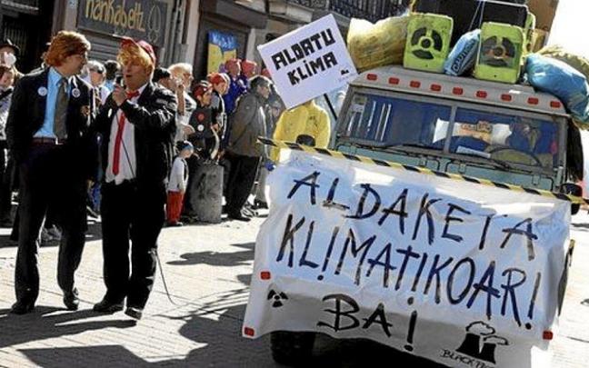 Una imagen del desfile de cuadrillas durante el último Carnaval celebrado en 2020.