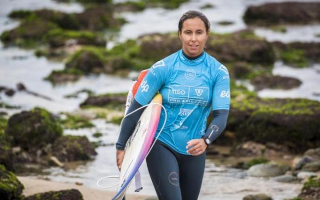 En Portugal, la vizcaina pasó de promesa a aspirante gracias a la fe en sus posibilidades y a un potente surf de espaldas. En Portugal, la vizcaina pasó de promesa a aspirante gracias a la fe en sus posibilidades y a un potente surf de espaldas.