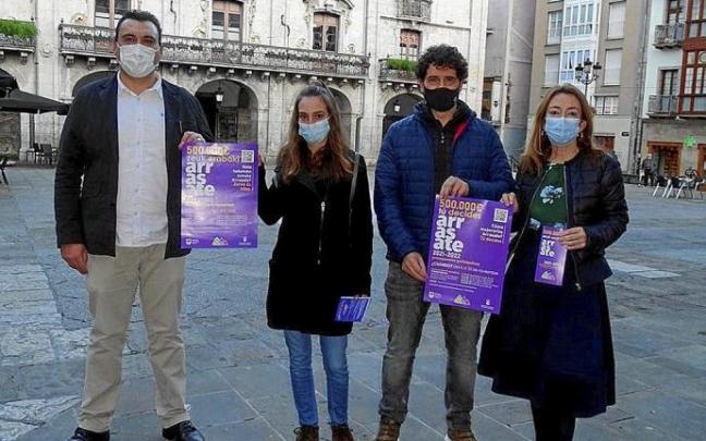 Ediles del PSE, Elkarrekin Arrasate, EH Bildu y PNV en la presentación. Ediles del PSE, Elkarrekin Arrasate, EH Bildu y PNV en la presentación.
