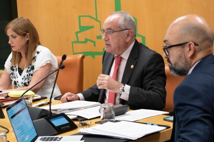 El consejero Arriola ha presentado en el Parlamento Vasco el Proyecto de Ley de Movilidad Sostenible.