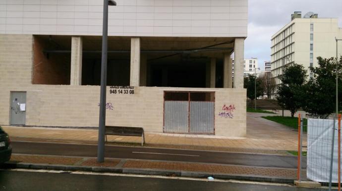 Fachada del local donde han comenzado las obras de acondicionamiento interior.