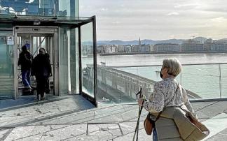 Donostia: El ascensor del Aquarium vuelve a funcionar tras más de una semana de avería