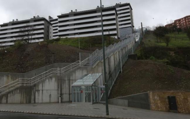 El ascensor estará fuera de servicio el miércoles por la mañana