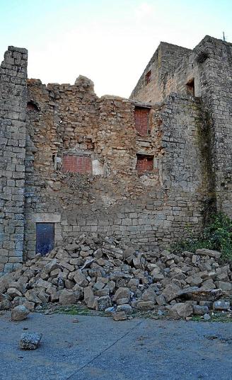 Parte de la muralla de Labraza derrumbada en noviembre. Foto: P.J.P.