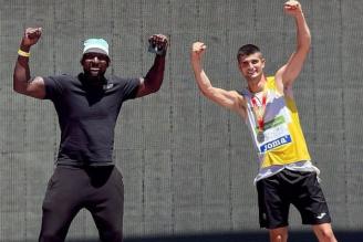 François Beoringyan (izquierda) y Asier Martínez (derecha) celebrando la clasificación para los Juegos.
