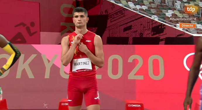 Asier Martínez, antes de la salida de su serie.