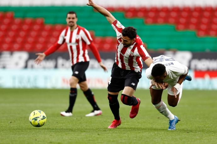 DIRECTO: Athletic-Real Madrid: El Athletic disputa cada balón