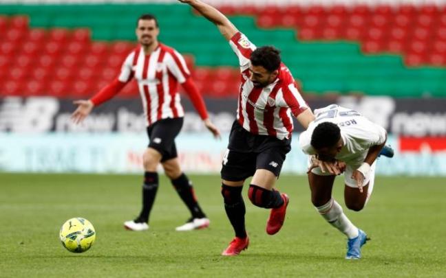 DIRECTO: Athletic-Real Madrid: El Athletic disputa cada balón