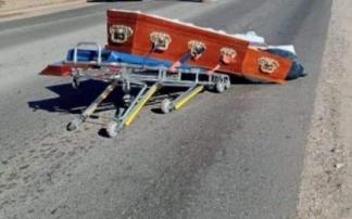 Estado en el que quedó la carretera tras el accidente. Estado en el que quedó la carretera tras el accidente.